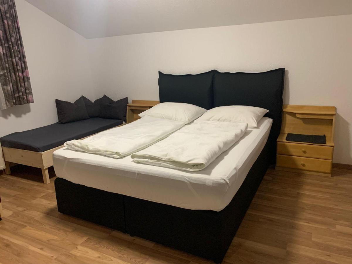 Haus Angelika Apartment Innerbraz Bagian luar foto